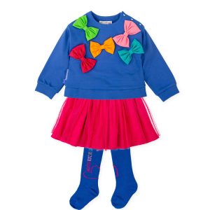 Conjunto saia e laços com meias